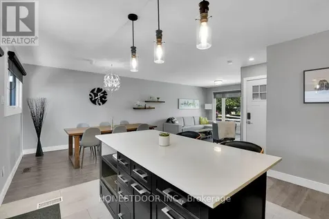 2601 Needham Crescent Ottawa ON K1V 6K1