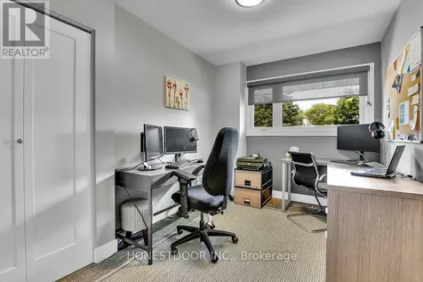 2601 Needham Crescent Ottawa ON K1V 6K1
