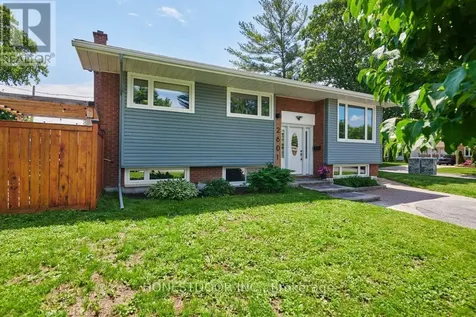 2601 Needham Crescent Ottawa ON K1V 6K1
