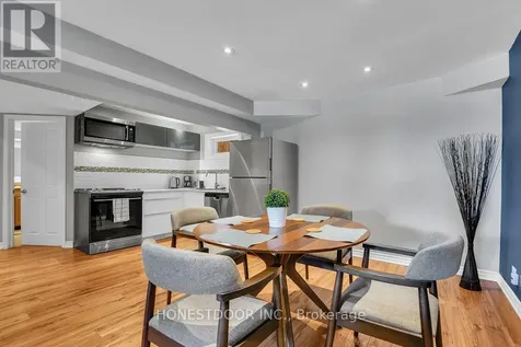 2601 Needham Crescent Ottawa ON K1V 6K1