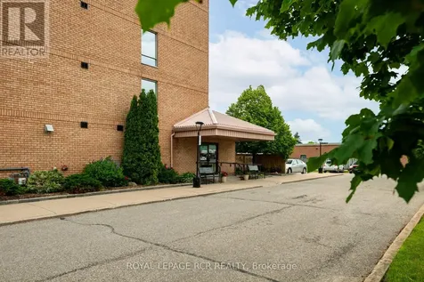 16 Fourth Street Orangeville ON L9W 4N7