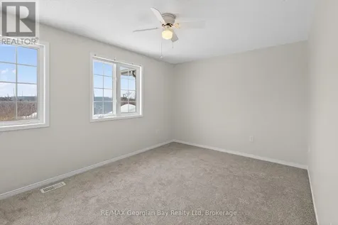 836 Coral Springs Lane Midland ON L4R 0A1