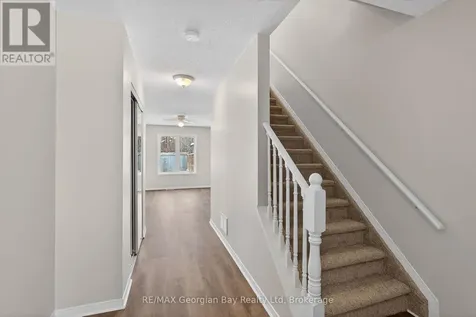 836 Coral Springs Lane Midland ON L4R 0A1
