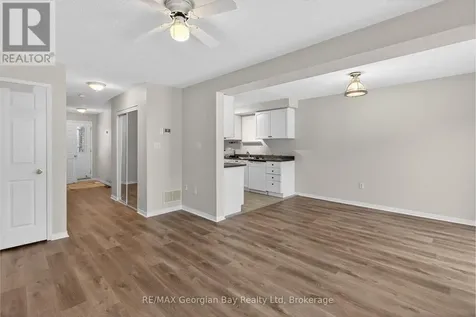836 Coral Springs Lane Midland ON L4R 0A1