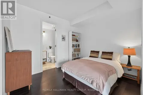 300 Lisgar Street Ottawa ON K2P 0E2