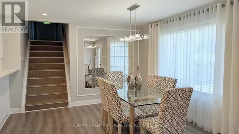 13 Bathurst Street Ottawa ON K2W 1A7