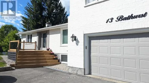 13 Bathurst Street Ottawa ON K2W 1A7