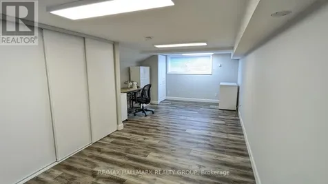 13 Bathurst Street Ottawa ON K2W 1A7