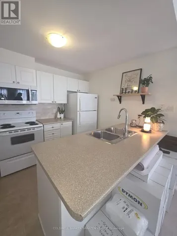1103 Stittsville Main Street Ottawa ON K2S 0C8