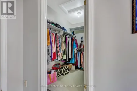 7 Westpointe Crescent Ottawa ON K2G 5Z1