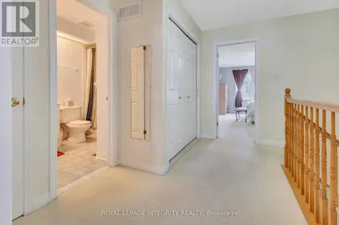 7 Westpointe Crescent Ottawa ON K2G 5Z1
