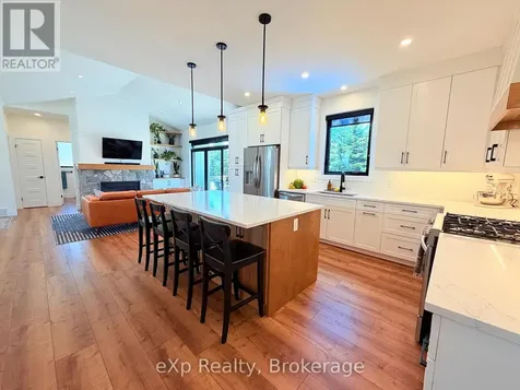 21 Devinwood Avenue Brockton ON N0G 2V0