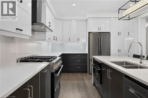 3364 Vernon Powell Drive Oakville ON L6H 0Y3