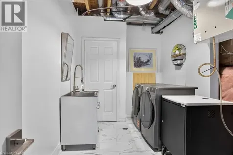 3364 Vernon Powell Drive Oakville ON L6H 0Y3