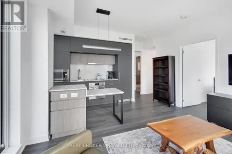 185 Alberta Avenue Toronto (oakwood Village) ON M6C 0A5