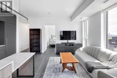 185 Alberta Avenue Toronto (oakwood Village) ON M6C 0A5