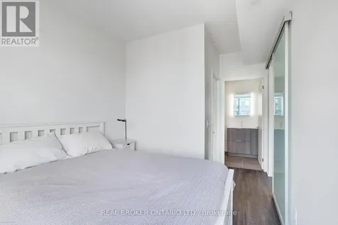 185 Alberta Avenue Toronto (oakwood Village) ON M6C 0A5