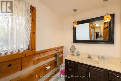 113 Crawford Road Chatsworth ON N0H 1C0