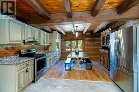 113 Crawford Road Chatsworth ON N0H 1C0