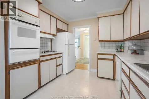 108 Faubert Drive Chatham ON N7M 2Y4