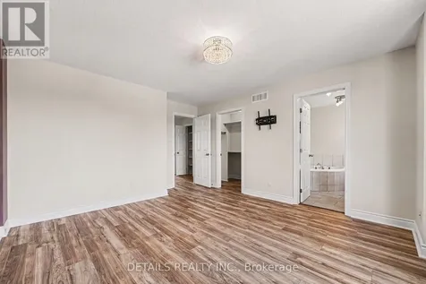 261 Parkin Circle Ottawa ON K1T 4G8
