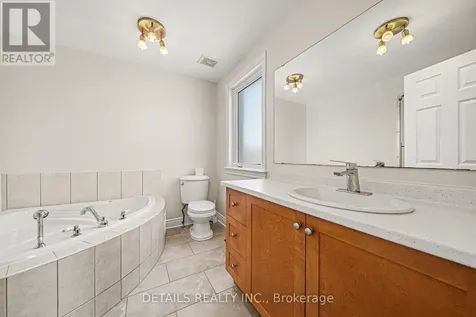 261 Parkin Circle Ottawa ON K1T 4G8