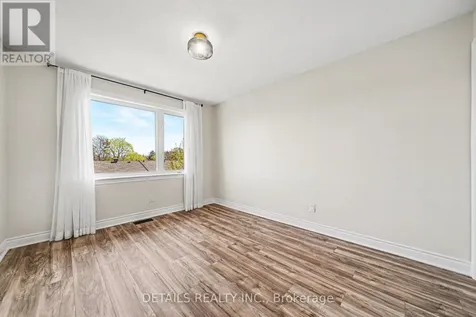 261 Parkin Circle Ottawa ON K1T 4G8