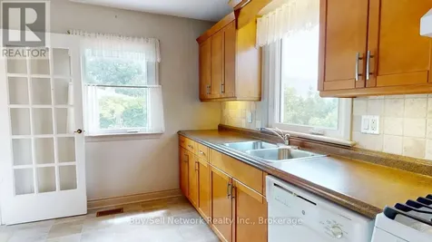 962 Ward Street Selwyn ON K0L 1H0
