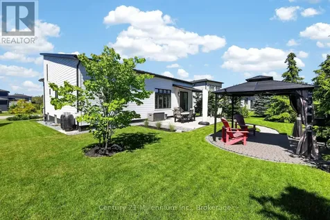 126 Tekiah Road Blue Mountains ON N0H 1J0