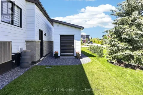 126 Tekiah Road Blue Mountains ON N0H 1J0