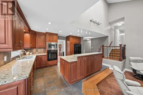 6584 Harvest Grove Drive Ottawa ON K4P 1E9