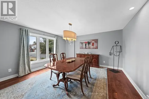 6584 Harvest Grove Drive Ottawa ON K4P 1E9