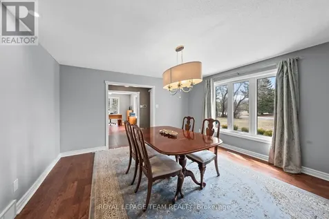 6584 Harvest Grove Drive Ottawa ON K4P 1E9