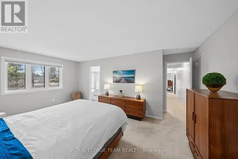 6584 Harvest Grove Drive Ottawa ON K4P 1E9