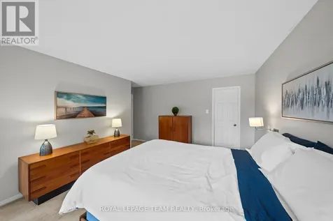 6584 Harvest Grove Drive Ottawa ON K4P 1E9