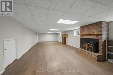 6584 Harvest Grove Drive Ottawa ON K4P 1E9