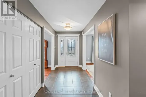 6584 Harvest Grove Drive Ottawa ON K4P 1E9