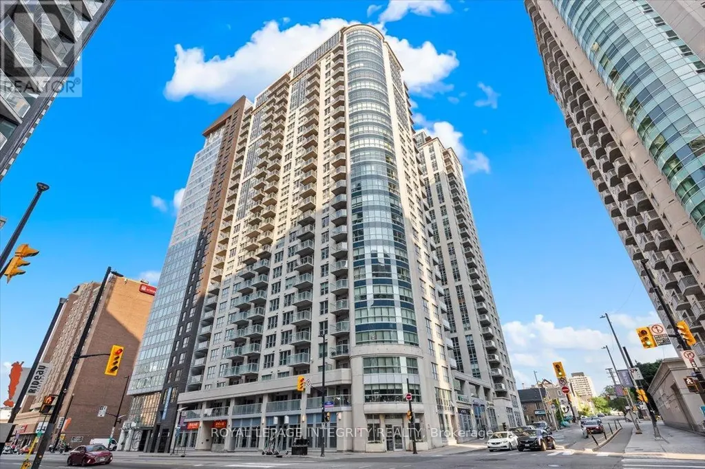 242 Rideau Street Ottawa ON K1N 0B7