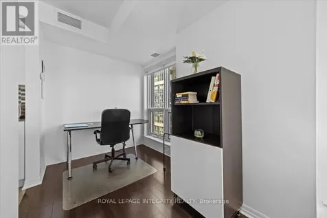 242 Rideau Street Ottawa ON K1N 0B7