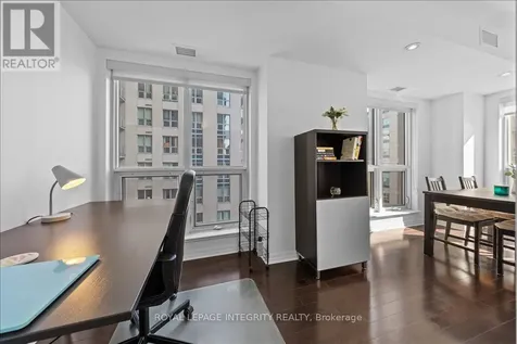242 Rideau Street Ottawa ON K1N 0B7
