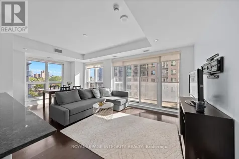 242 Rideau Street Ottawa ON K1N 0B7