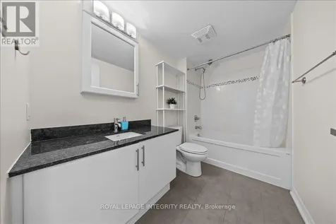 242 Rideau Street Ottawa ON K1N 0B7