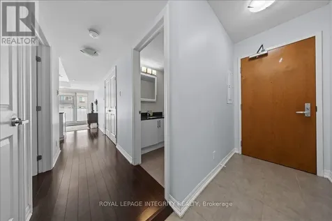 242 Rideau Street Ottawa ON K1N 0B7