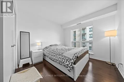 242 Rideau Street Ottawa ON K1N 0B7