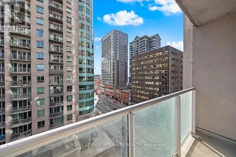 242 Rideau Street Ottawa ON K1N 0B7