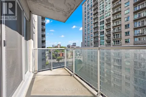 242 Rideau Street Ottawa ON K1N 0B7
