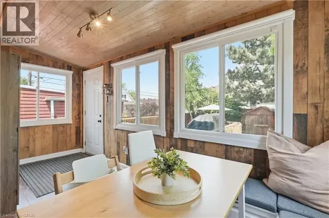 141 Mcanulty Boulevard Hamilton ON L8H 3H6
