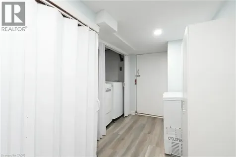 141 Mcanulty Boulevard Hamilton ON L8H 3H6