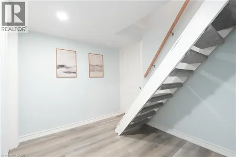 141 Mcanulty Boulevard Hamilton ON L8H 3H6