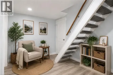 141 Mcanulty Boulevard Hamilton ON L8H 3H6